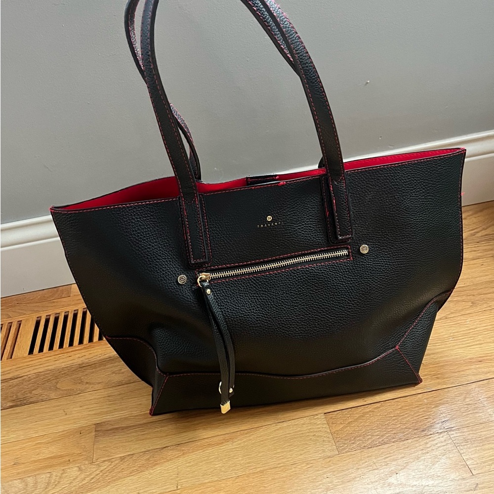 Travanti Large Black Tote Bag